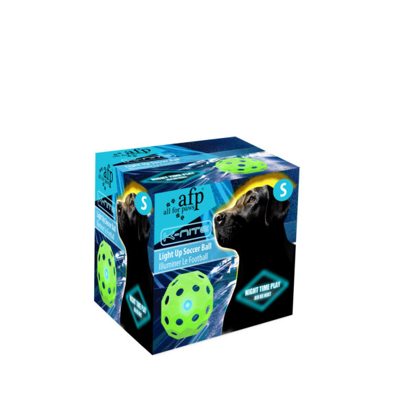 Míč pro psy ve tvaru fotbalového míče s blikajícím světlem a otvory – AFP K-Nite Light Up Soccer Ball Medium