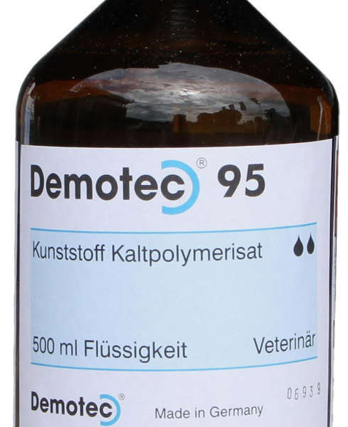 Tekutina na péči o paznehty, 500 ml – Demotec 95