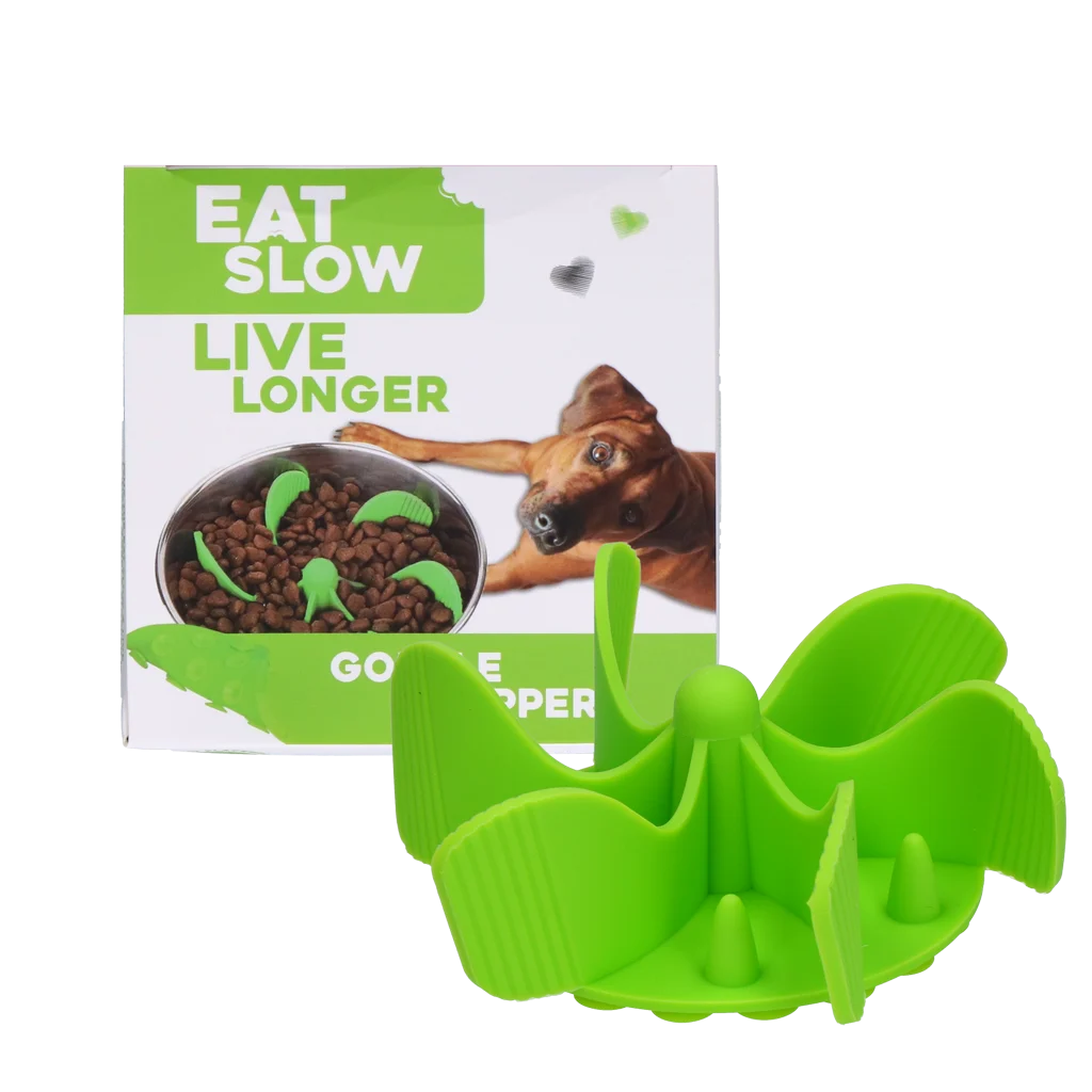 Protihltací vložka do psí misky s přísavkami, zelená M, průměr základny 11,5 cm – Eat Slow Live Longer Gobble Stopper - Obrázek 1