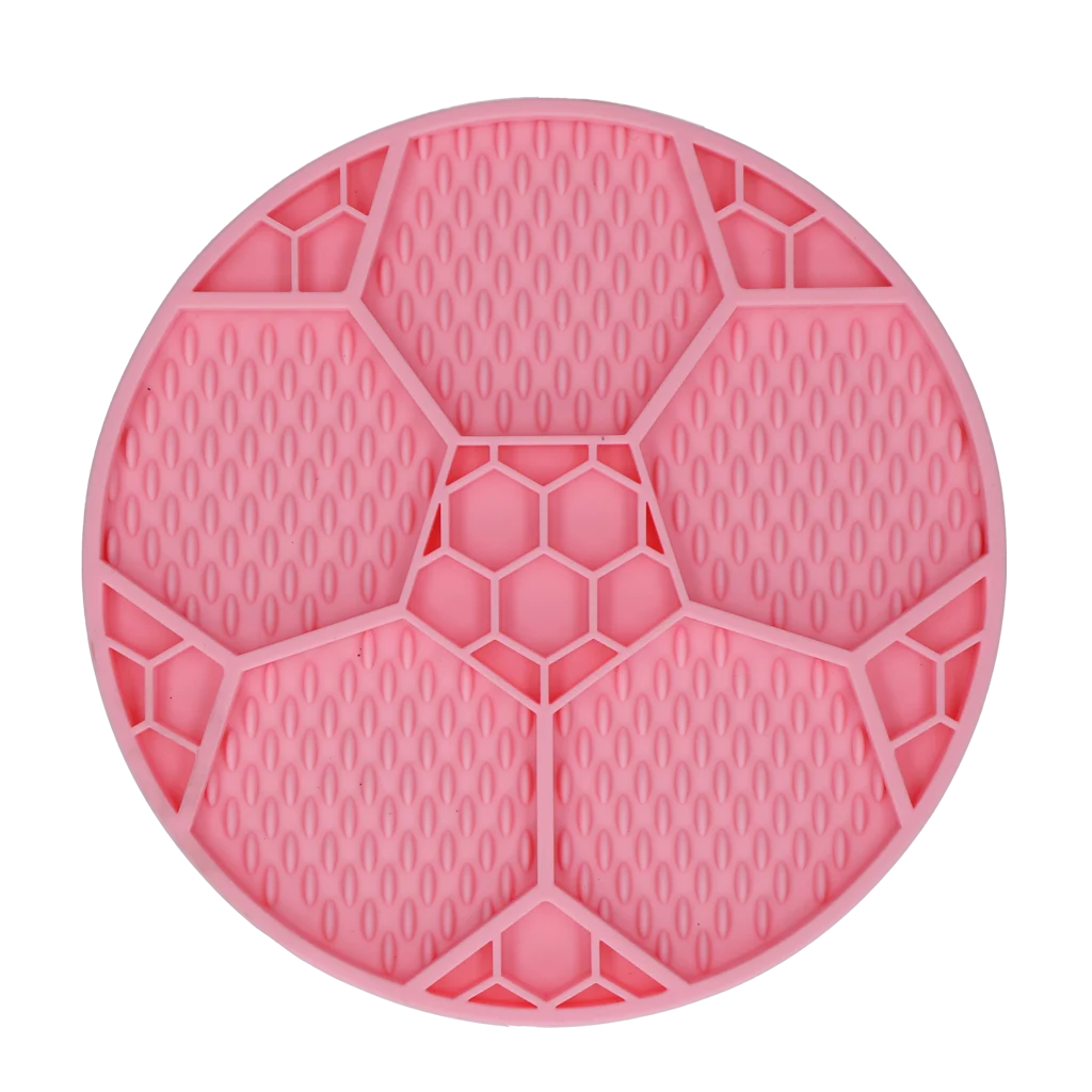 Lízací podložka pro psy s motivem fotbalového míče a přísavkami, Ø 22 cm, růžová – Eat Slow Live Longer Lick Mat Soccer Ball - Obrázek 2
