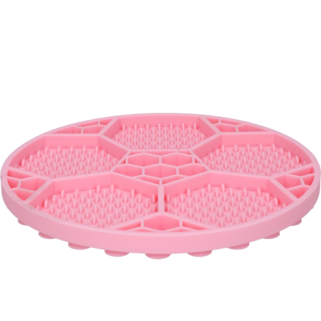 Lízací podložka pro psy s motivem fotbalového míče a přísavkami, Ø 22 cm, růžová – Eat Slow Live Longer Lick Mat Soccer Ball - Obrázek 3