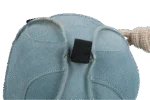Hračka pro koně ze semiše s pružnými poutky na pamlsky, modrá – Excellent Horse Fun Play Ball Suede - Obrázek 3