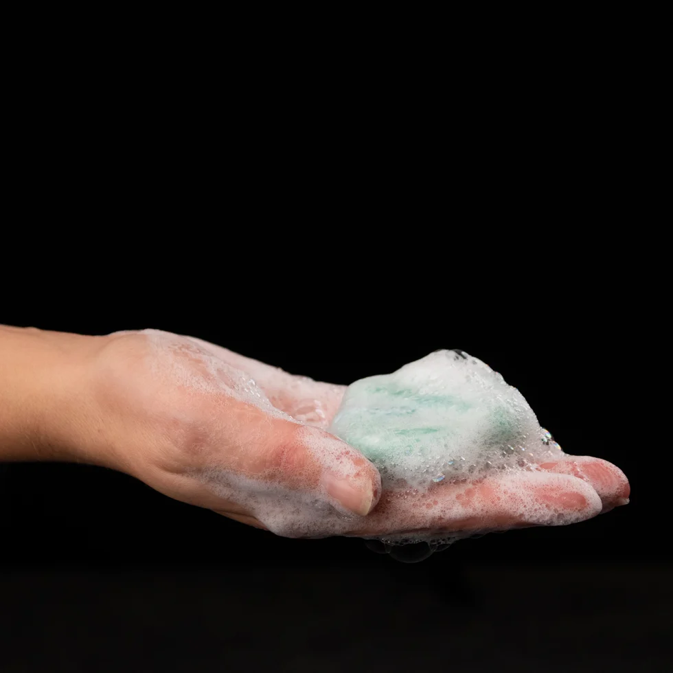 Tuhý šampon pro koně s kondicionérem, růže, 60 g – Excellent Horse Hi Gloss Shampoo Bar - Obrázek 3