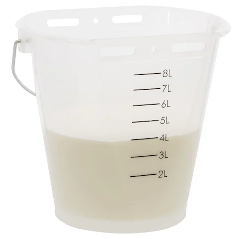 Průhledný bílý kbelík pro telata s měrnou stupnicí, 8 l - Obrázek 3