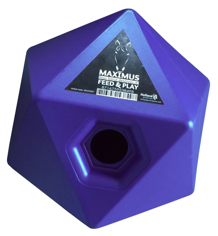 MAXI5201.png Krmná hračka pro koně s otvorem na pamlsky 37 mm, modrá – Maximus Feed & Play Cube - Obrázek 1