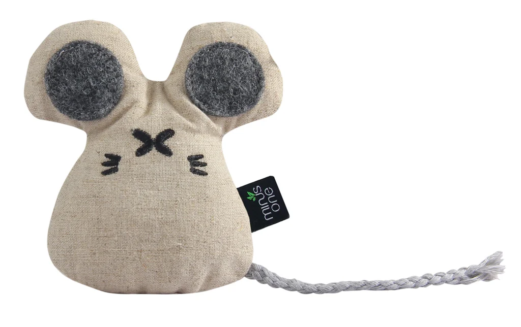 MINU37372.jpg Hračka pro kočky ve tvaru myši s kočičí mátou, 9 x 9,5 x 2,5 cm – Minus One Docile Buddy Cat Toy Mouse - Obrázek 1