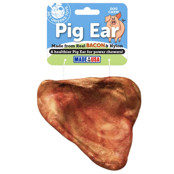 Žvýkací hračka z nylonu ve tvaru vepřového ucha s příchutí slaniny, 10 cm – Pet Qwerks Pig Ear M