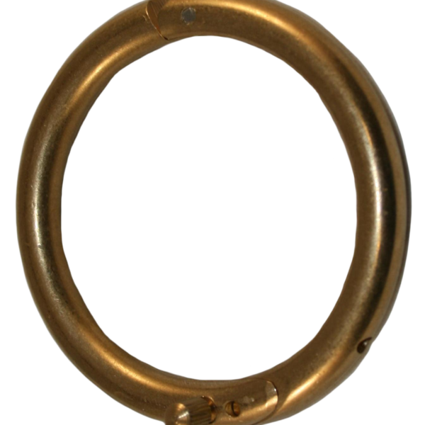 Mosazný býčí kroužek 61 mm se šroubem