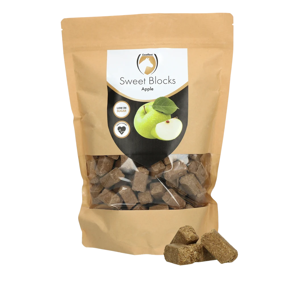 SWEE0012.png Pamlsky pro koně s jablkem, nízký obsah cukru, 1 kg – Excellent Horse Sweet Blocks - Obrázek 1