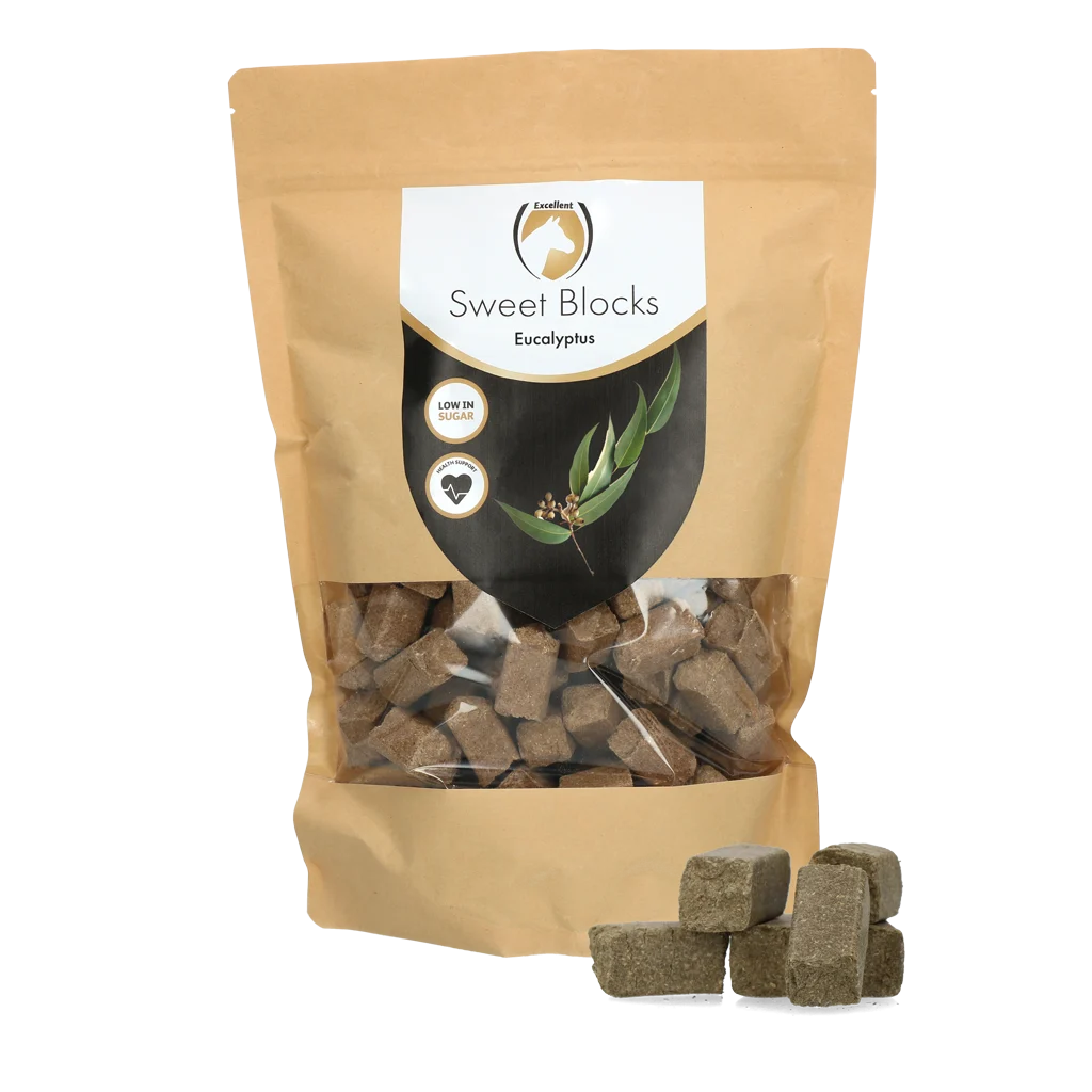 Pamlsky pro koně Eucalyptus, nízkosacharidové, 1 kg – Excellent Horse Sweet Blocks - Obrázek 1