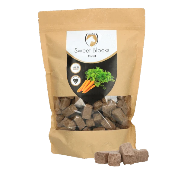Pamlsky pro koně s mrkví, nízký obsah cukru, 1 kg – Excellent Horse Sweet Blocks