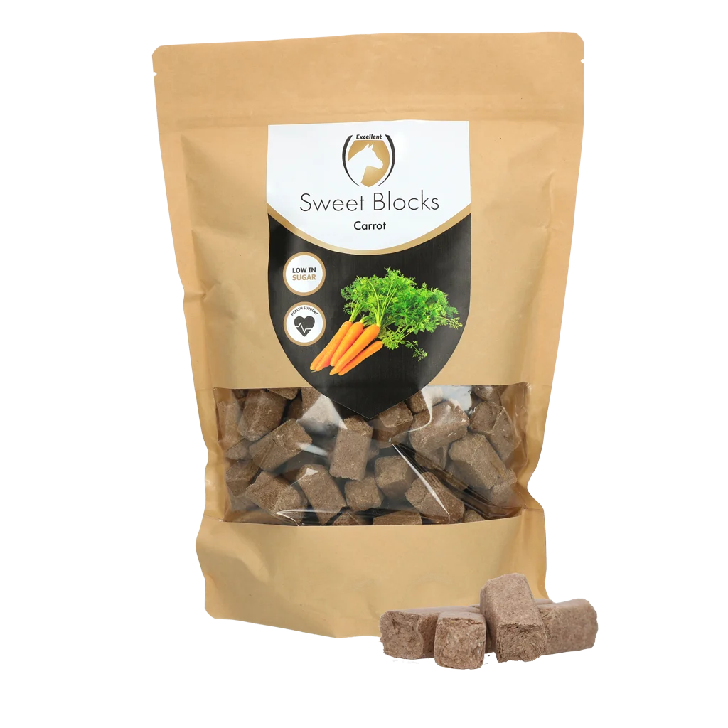 Pamlsky pro koně s mrkví, nízký obsah cukru, 1 kg – Excellent Horse Sweet Blocks - Obrázek 1