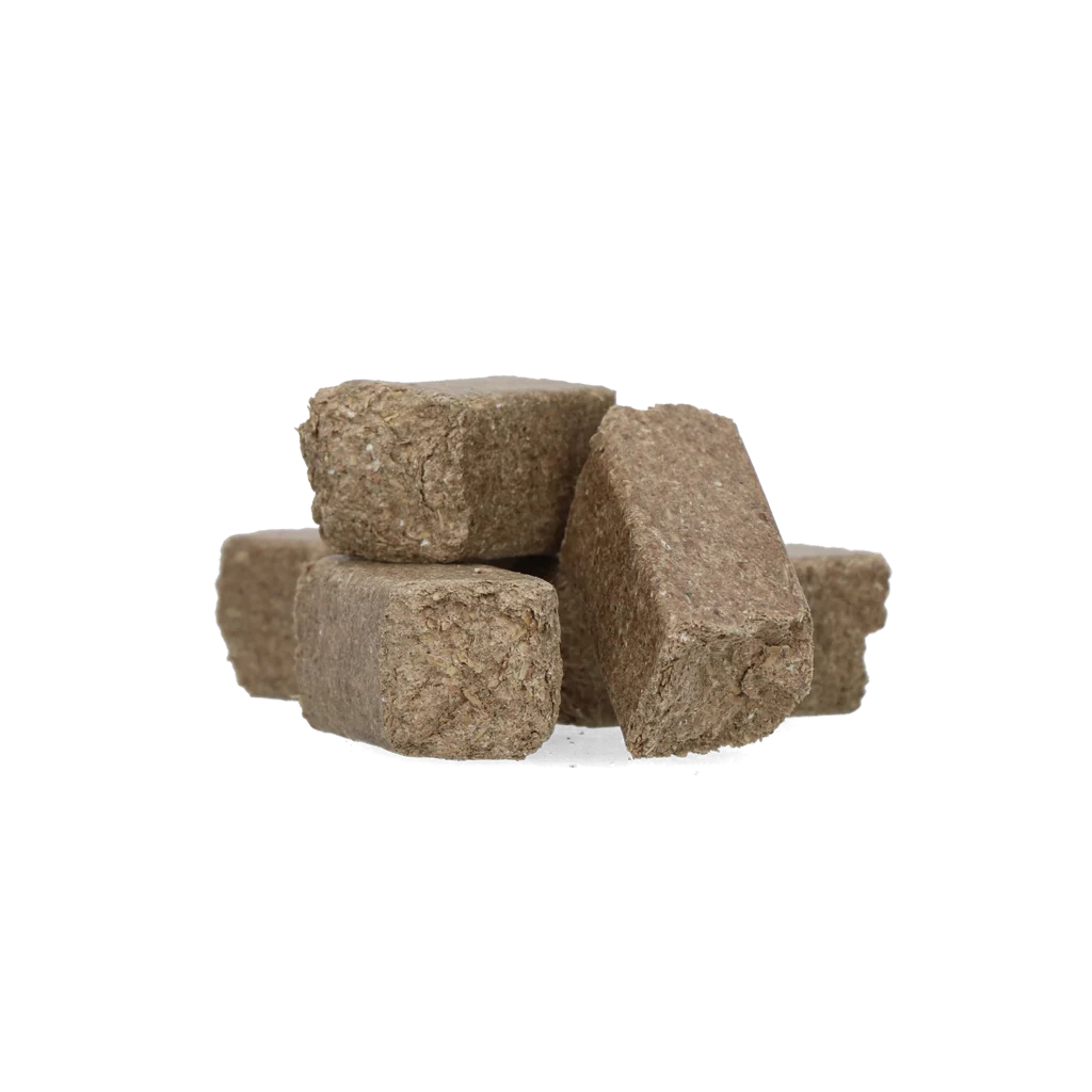Pamlsky pro koně s jablkem, bez obilovin, 1,2 kg – Excellent Horse Sweet Blocks Grain-Free - Obrázek 2